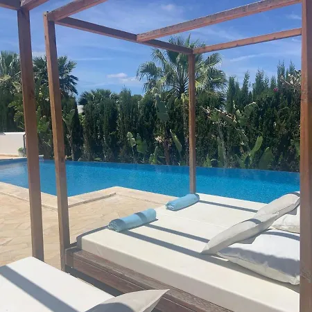 Βίλα Luxury Villa - Sleeps 12 Walk To Beach & Shops! *