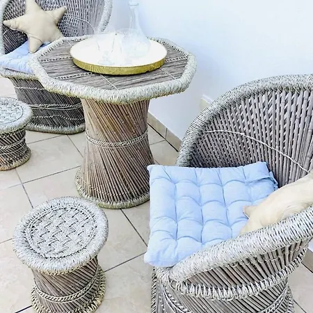 Luxury Villa - Sleeps 12 Walk To Beach & Shops! Βίλα *