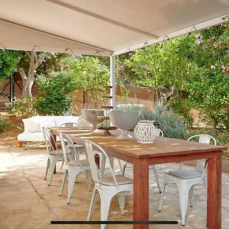Βίλα Luxury Villa - Sleeps 12 Walk To Beach & Shops!