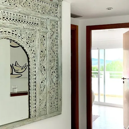 Βίλα Luxury Villa - Sleeps 12 Walk To Beach & Shops!