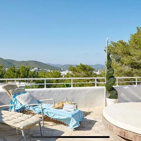 Luxury Villa - Sleeps 12 Walk To Beach & Shops! Βίλα