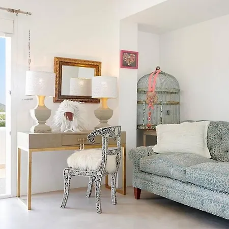 Βίλα Luxury Villa - Sleeps 12 Walk To Beach & Shops!